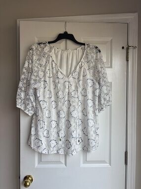 Siren Lily White Eyelet V-Neck Blouse